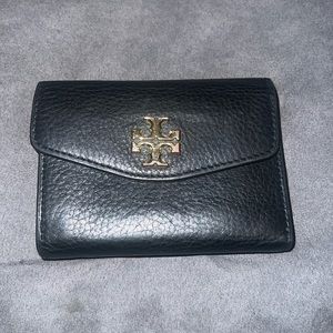 Tory Burch wallet !
